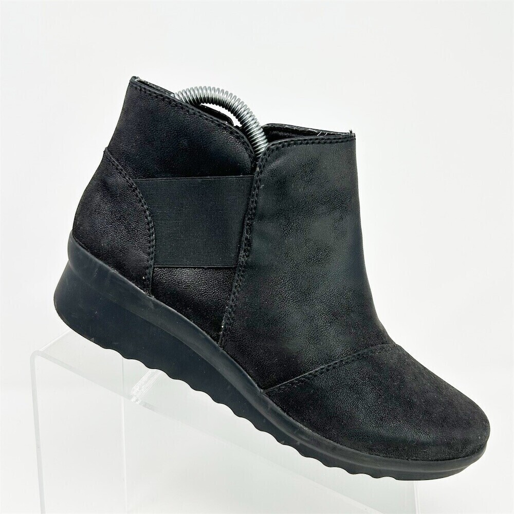 Clarks Cloudsteppeters Black Ankle Booties Low Wedge Comfort Sole Size 8.5
